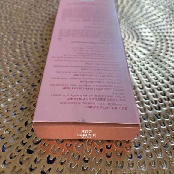 Kylie Lip Kit - Picture 2 of 3